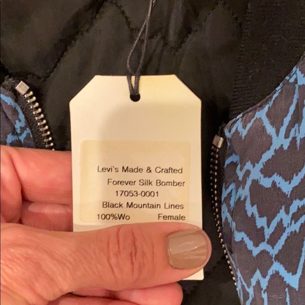 RARE* Silk Levis Made & Crafted Silk Bomber Jacket. Tags have been removed. - Picture 3 of 3